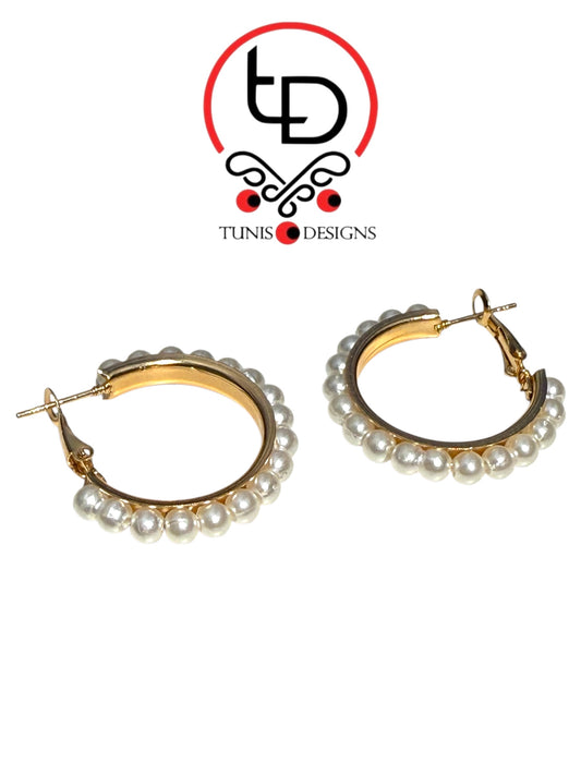 Gold plated earrings with pearls