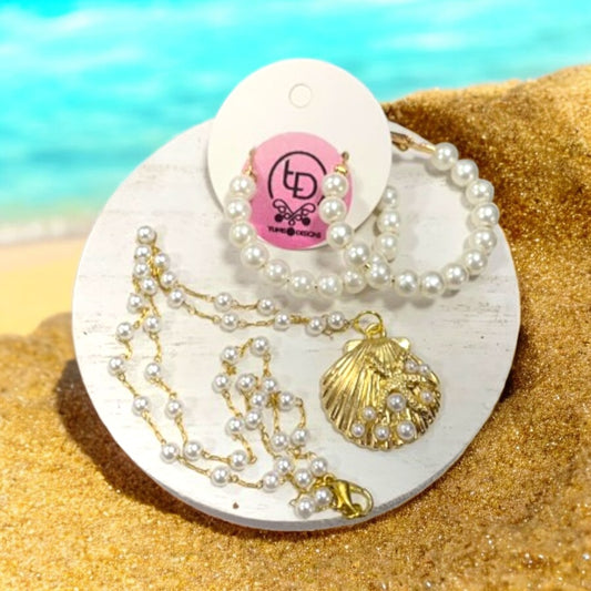 Handcrafted Pearl & Beach Self Necklace